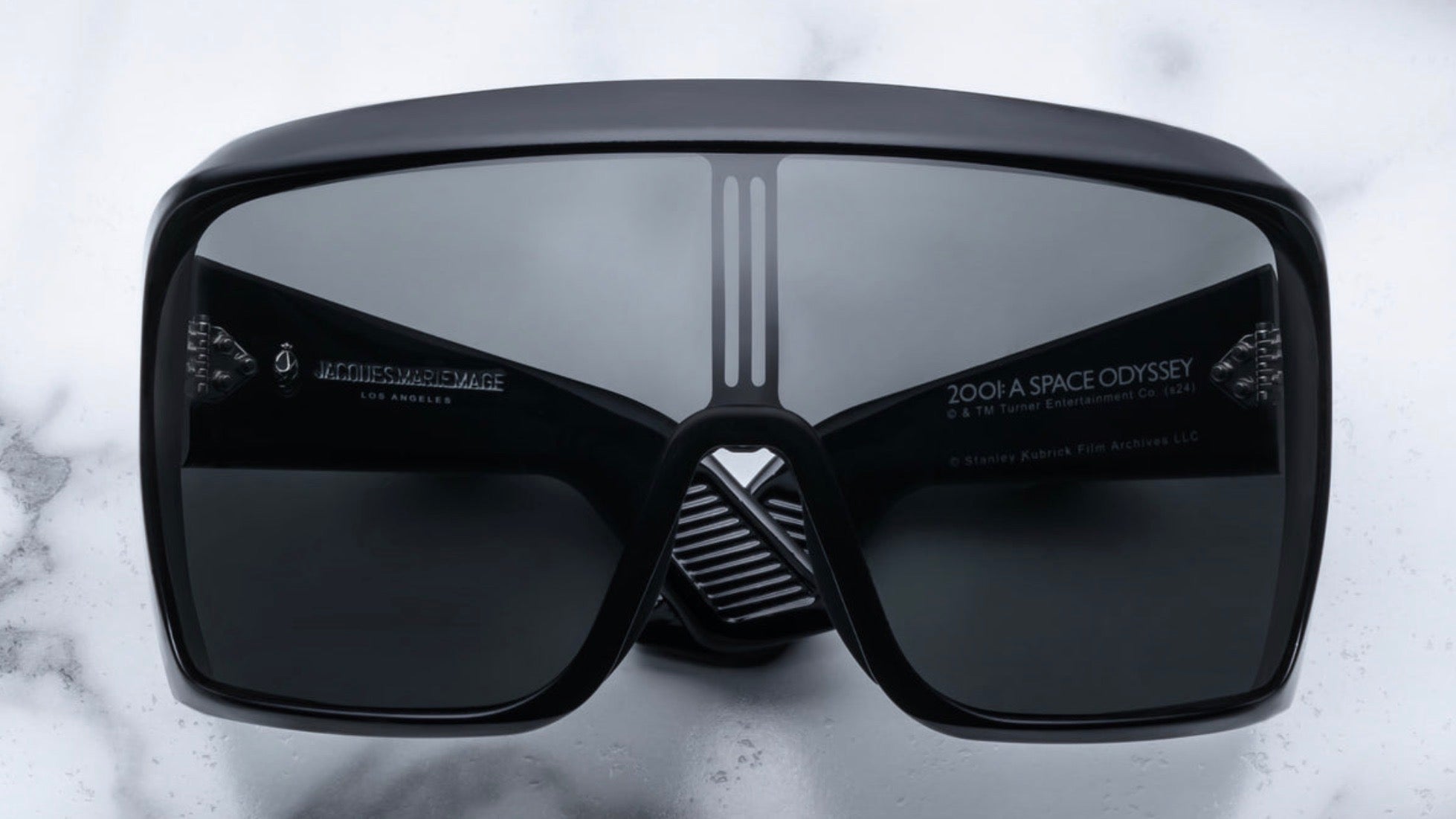2001-Monolith / Black Nylon / Silver