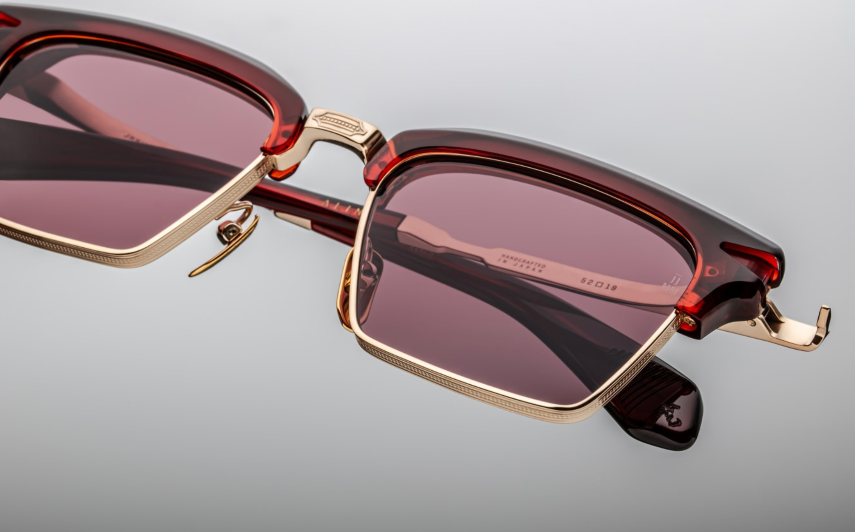 Blinde sunglasses. Large frames. Maroon and gold. Gucci Oversized Burgundy Sunglasses – Two Skirts main image 4