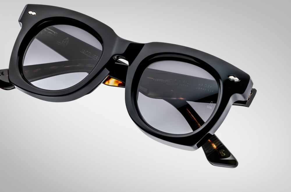 AVA-Noir 11 / Jet Gradient / Silver