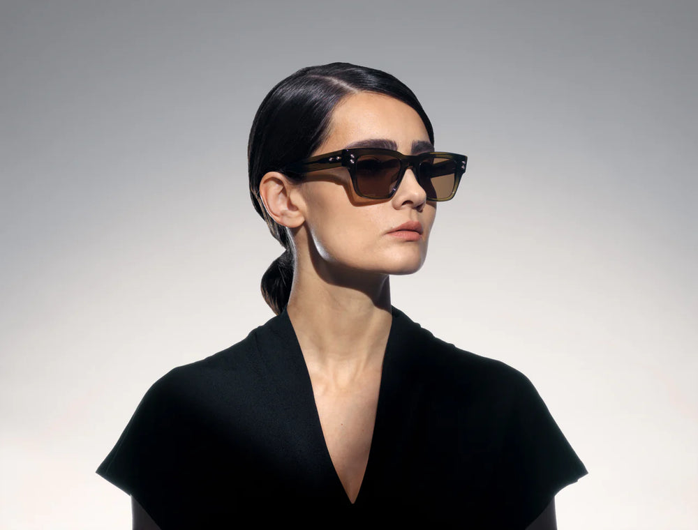 Akoni Columba - Matte Black | Sunglasses | Black Optical Akoni Columba - Matte Black | Sunglasses | Black Optical