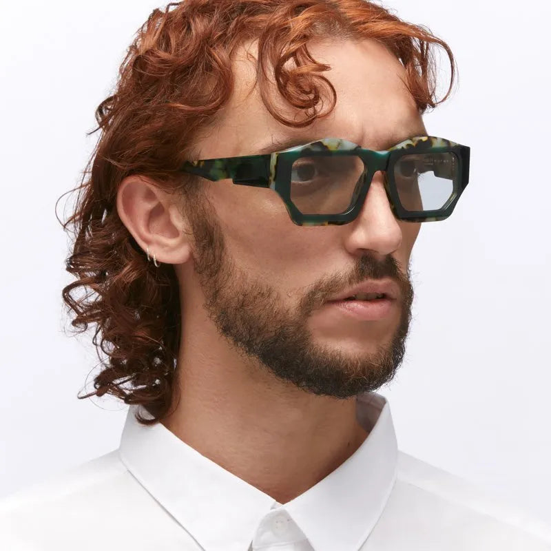 Kuboraum F4 - Wood | Sunglasses | Black Optical