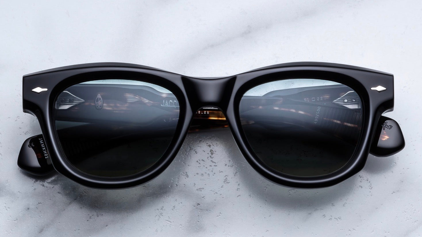 KINSHASA-Noir / Sequoia / Silver
