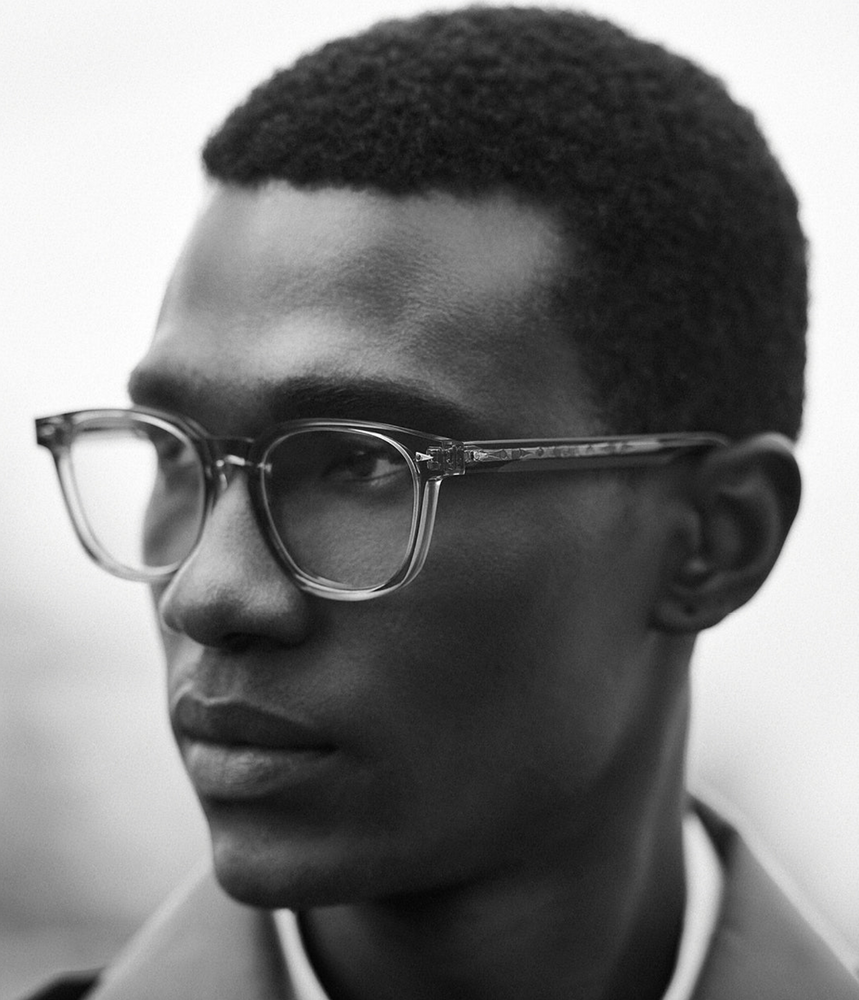 MONSIEUR-Smokedlight