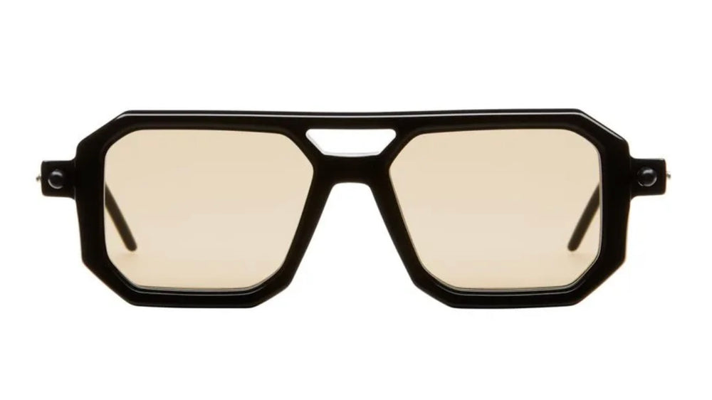 P8-BYB Black Shine / Ivory