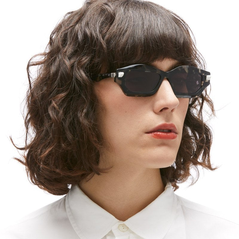 Kuboraum Q6 - Grey Havana | Sunglasses | Black Optical