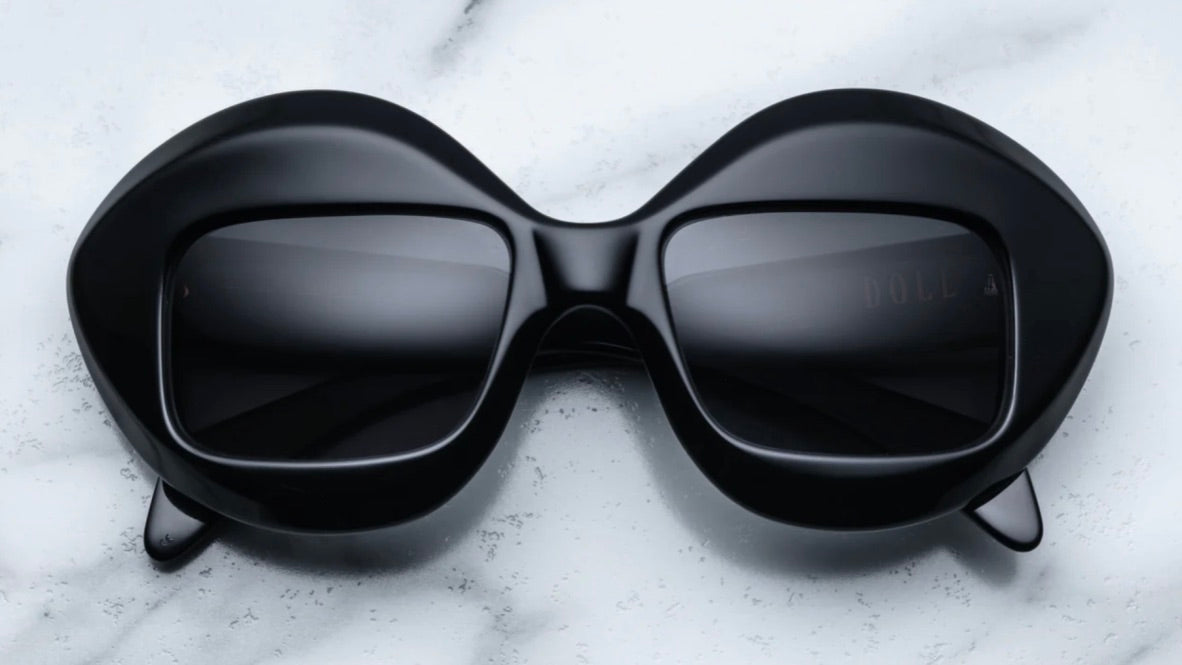 DOLL-Black / Jet / Dark Gold