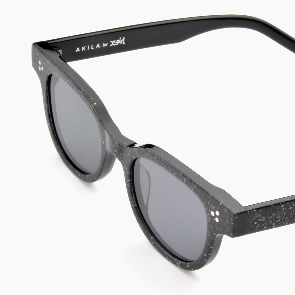 AKILA Eyewear Legacy Sunglasses in Black