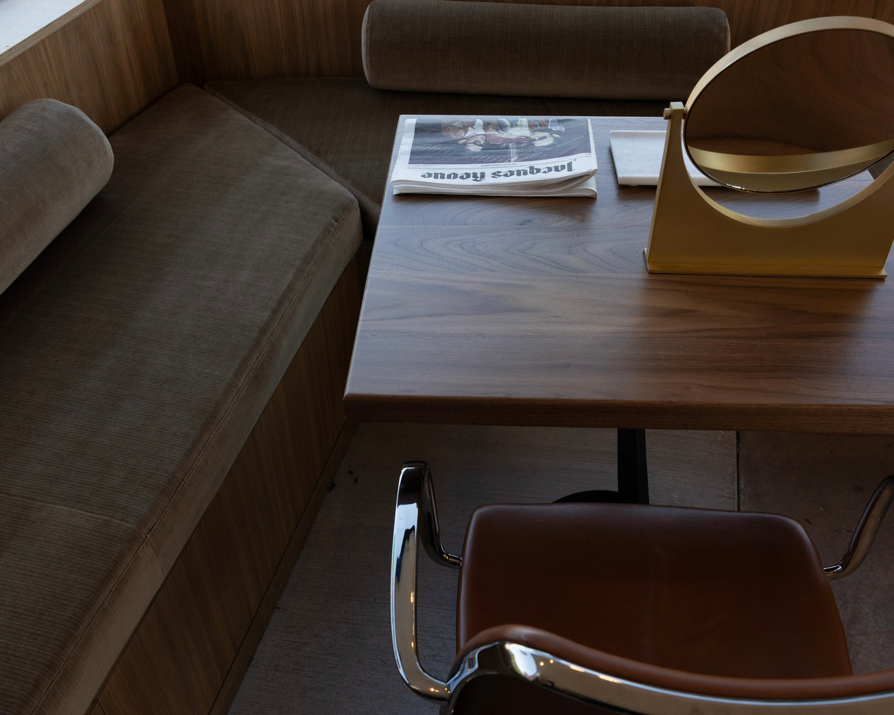 fort-worth show room 3